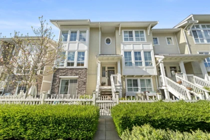 Garden / Landscaping Photo of 67 5551 Admiral Way, Delta, BC