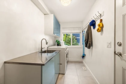 Guest Bathroom Photo of 5951 237a Street, Langley, BC