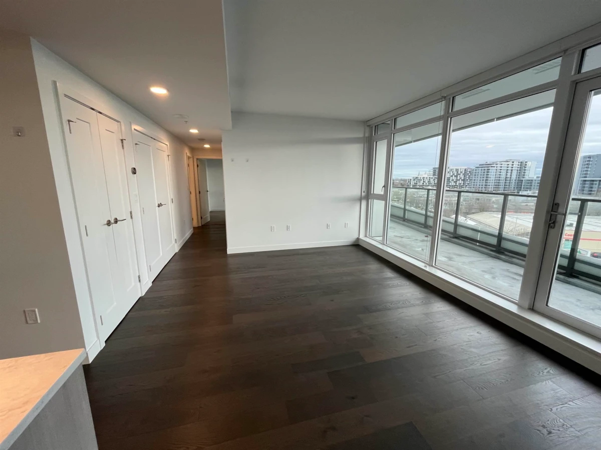 Family Room Photo of 903 8199 Capstan Way, Richmond, BC