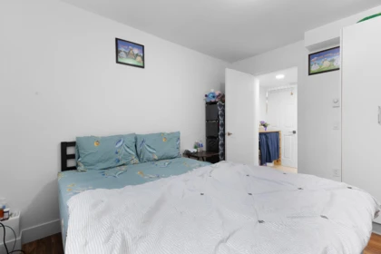 Hallway Photo of 14518 85a Avenue, Surrey, BC