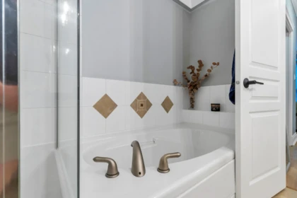 Garden / Landscaping Photo of 112 1787 154 Street, Surrey, BC