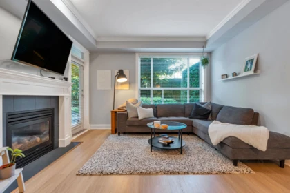 Guest Bathroom Photo of 112 1787 154 Street, Surrey, BC