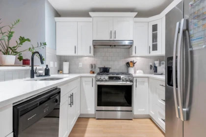 Kitchen Island Photo of 112 1787 154 Street, Surrey, BC