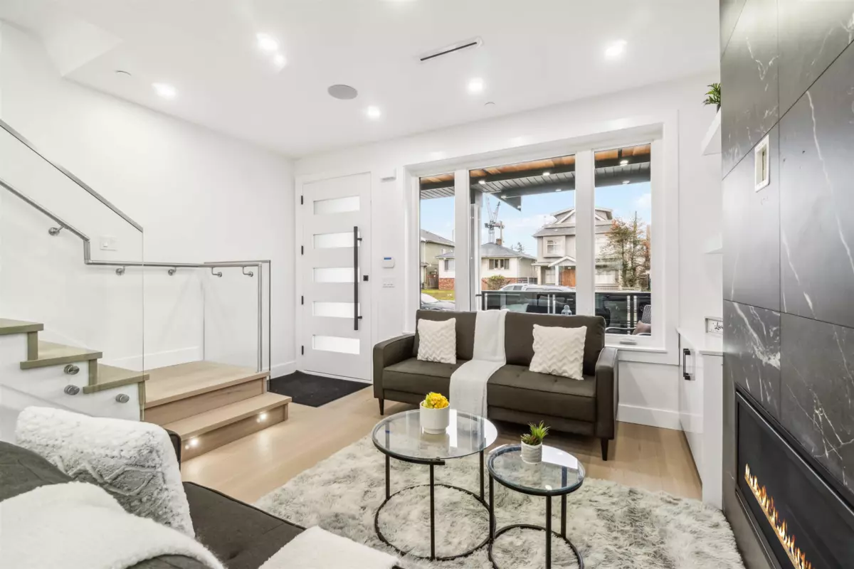 Living Room Photo of 1 5737 Clarendon Street, Vancouver, BC