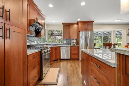 Kitchen Island Photo of 26115 124 Avenue, Maple Ridge, BC