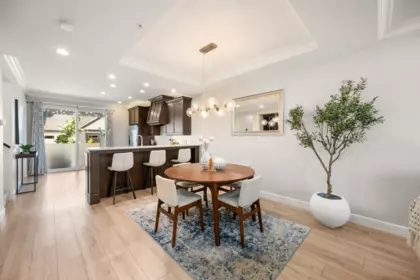 Breakfast Nook Photo of 25 33460 Lynn Avenue, Abbotsford, BC