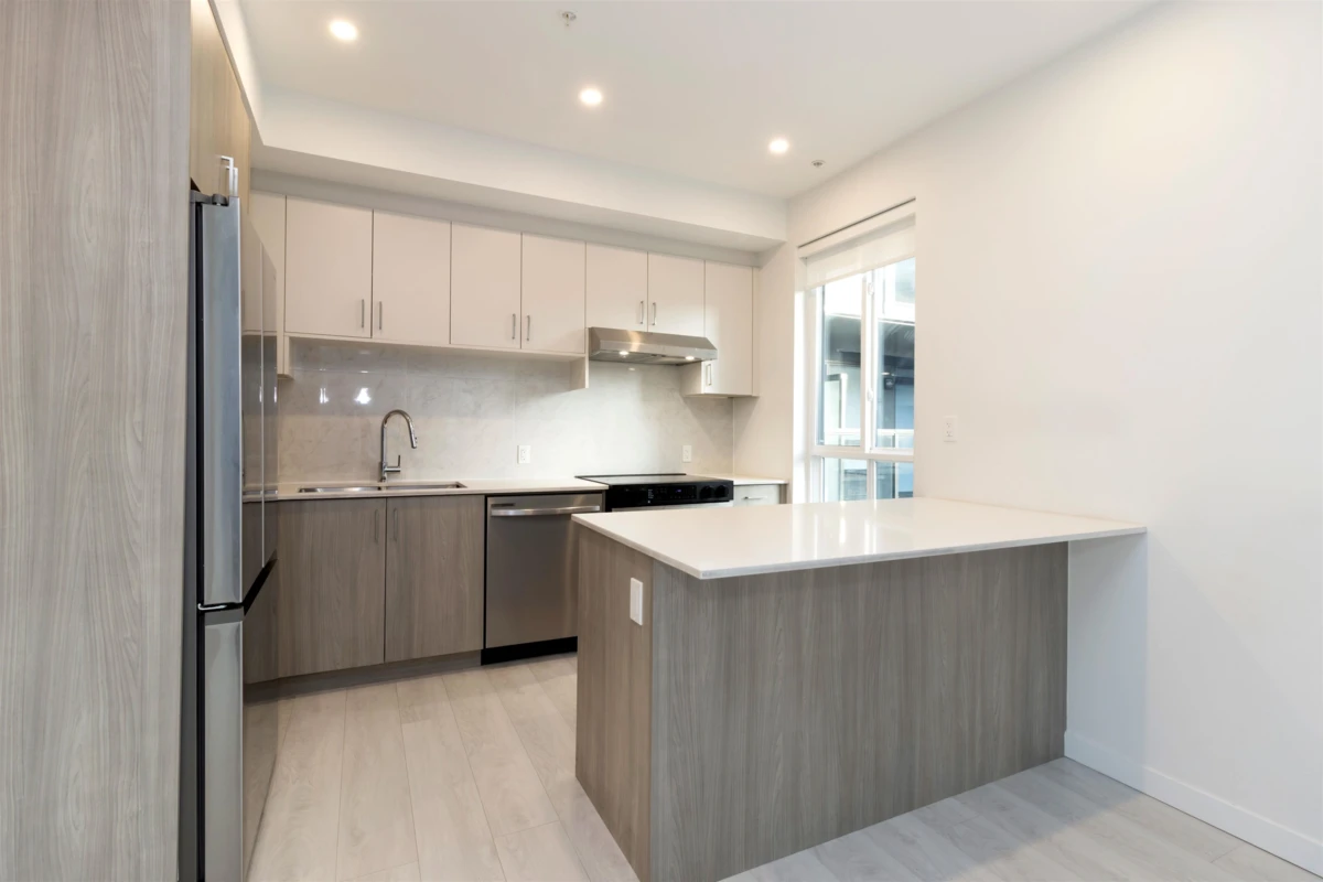 Family Room Photo of 201 13838 108 Avenue, Surrey, BC