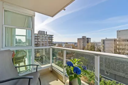 Loft / Bonus Room Photo of 602 567 Lonsdale Avenue, North Vancouver, BC