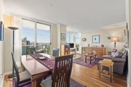 602 567 Lonsdale Avenue, North Vancouver, BC
