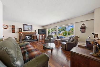 21656 Donovan Avenue, Maple Ridge, BC, Maple Ridge — Single Family Residence for sale