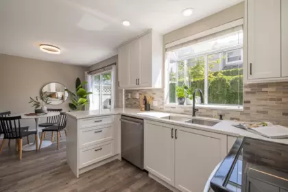 Kitchen Photo of 863 Roche Point Drive, North Vancouver, BC