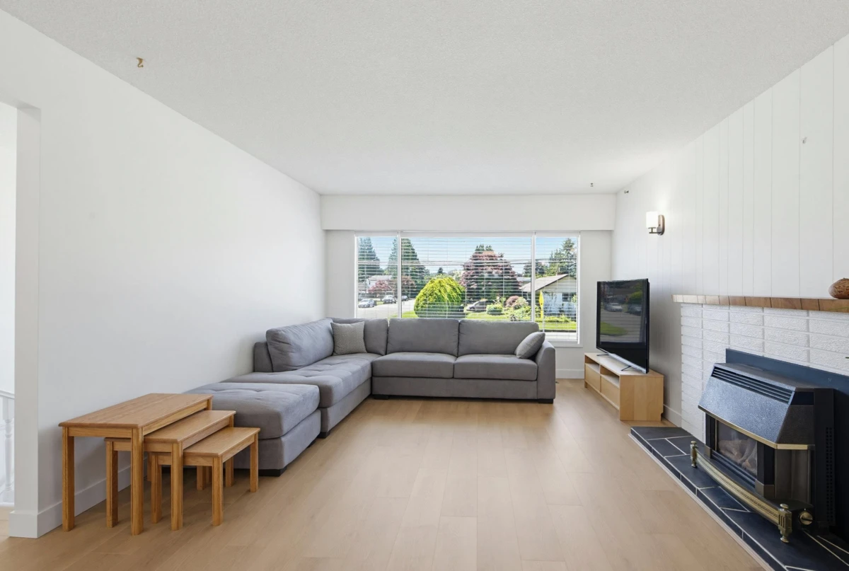 Family Room Photo of 45271 Bernard Avenue, Chilliwack, BC