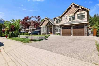 41440 Dryden Road, Squamish, BC, Squamish — 6 bed single family residence for sale