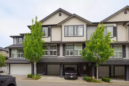 15 20831 70 Avenue, Langley, BC, Langley — Townhouse for sale