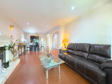 Breakfast Nook Photo of 4156 Cambridge Street, Burnaby, BC