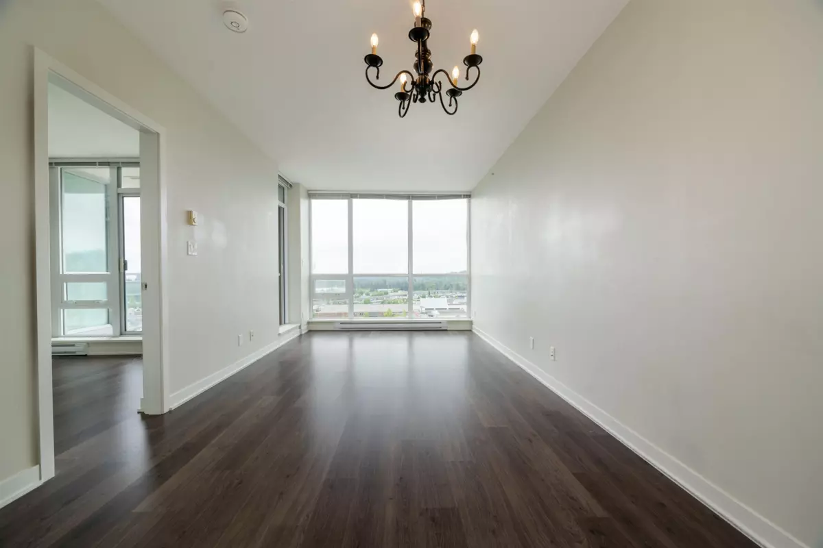 Dining Area Photo of 1605 2975 Atlantic Avenue, Coquitlam, BC
