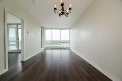 1605 2975 Atlantic Avenue, Coquitlam, BC, Coquitlam — Apartment/Condo for sale