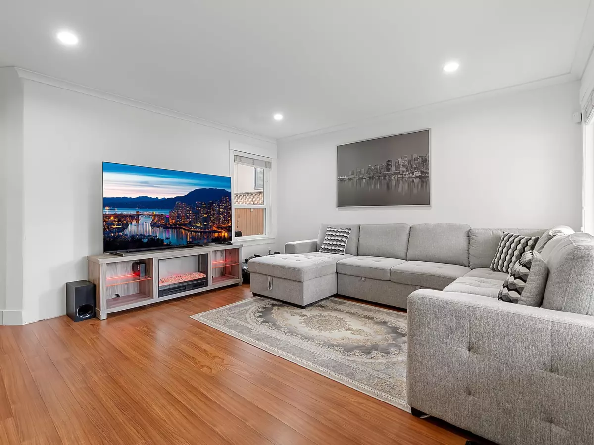 Living Room Photo of 7908 117 Street, Delta, BC