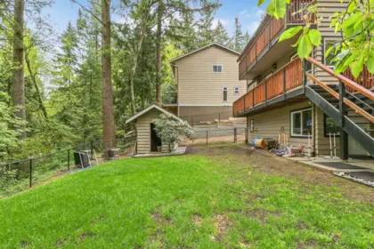 Outdoor Deck Photo of 23913 58a Avenue, Langley, BC