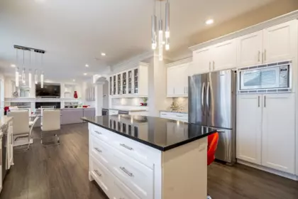 Breakfast Nook Photo of 933 164 Street, Surrey, BC