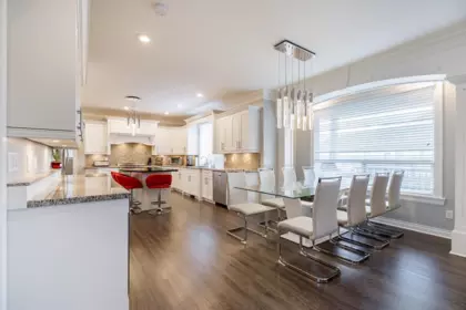 933 164 Street, Surrey, BC, Surrey — Single Family Residence for sale