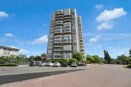 204 3190 Gladwin Road, Abbotsford, BC, Abbotsford — Apartment/Condo for sale