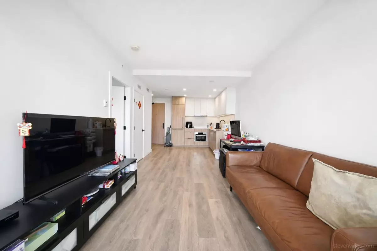 Family Room Photo of 2304 13685 102 Avenue, Surrey, BC