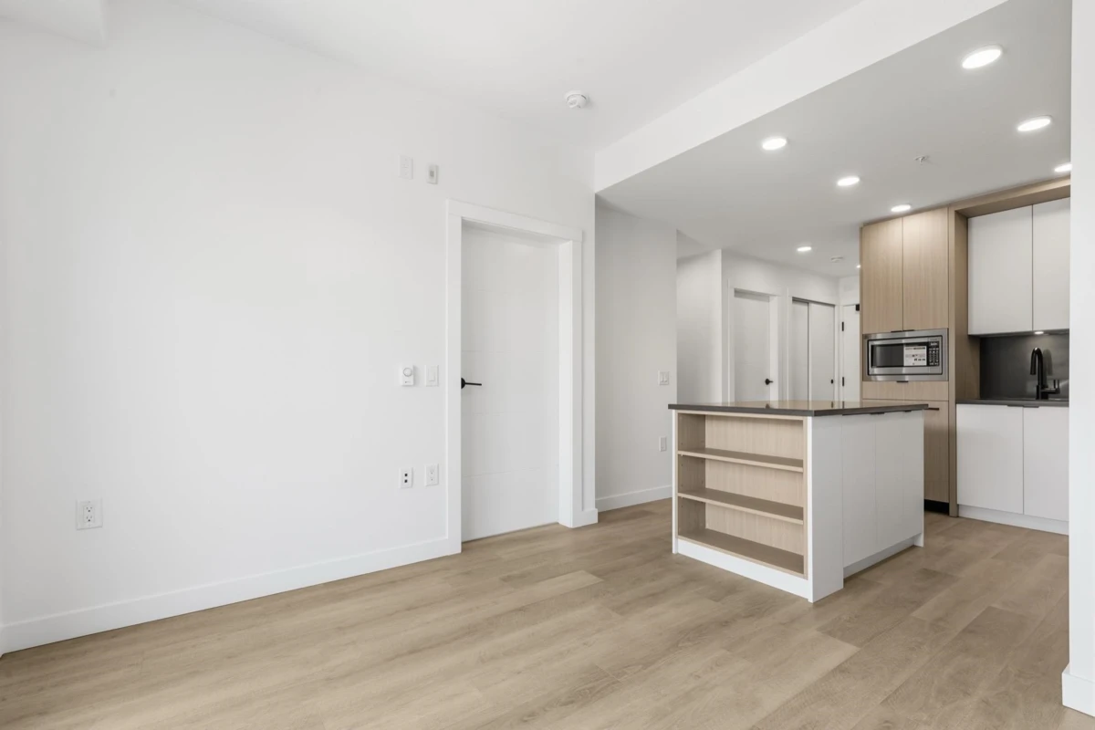 Dining Area Photo of 404 2268 E Broadway, Vancouver, BC