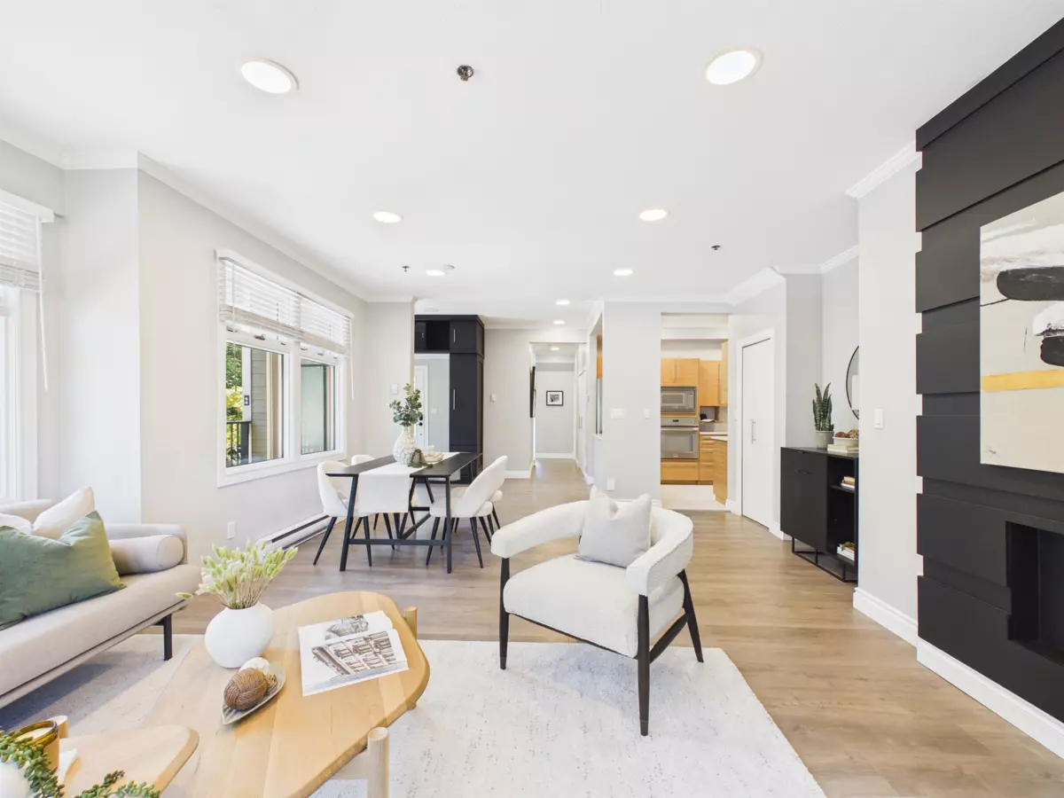 Living Room Photo of 1115 Chestnut Street, Vancouver, BC