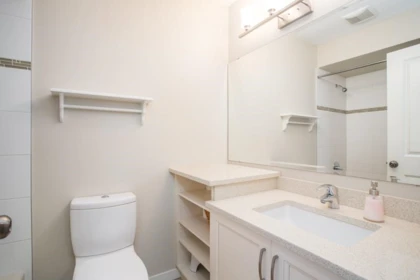 Mudroom Photo of 1990 150 Street, Surrey, BC