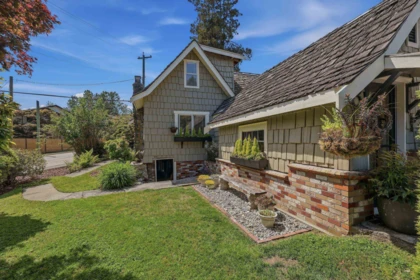 Outdoor Kitchen Photo of 359 Ioco Road, Port Moody, BC