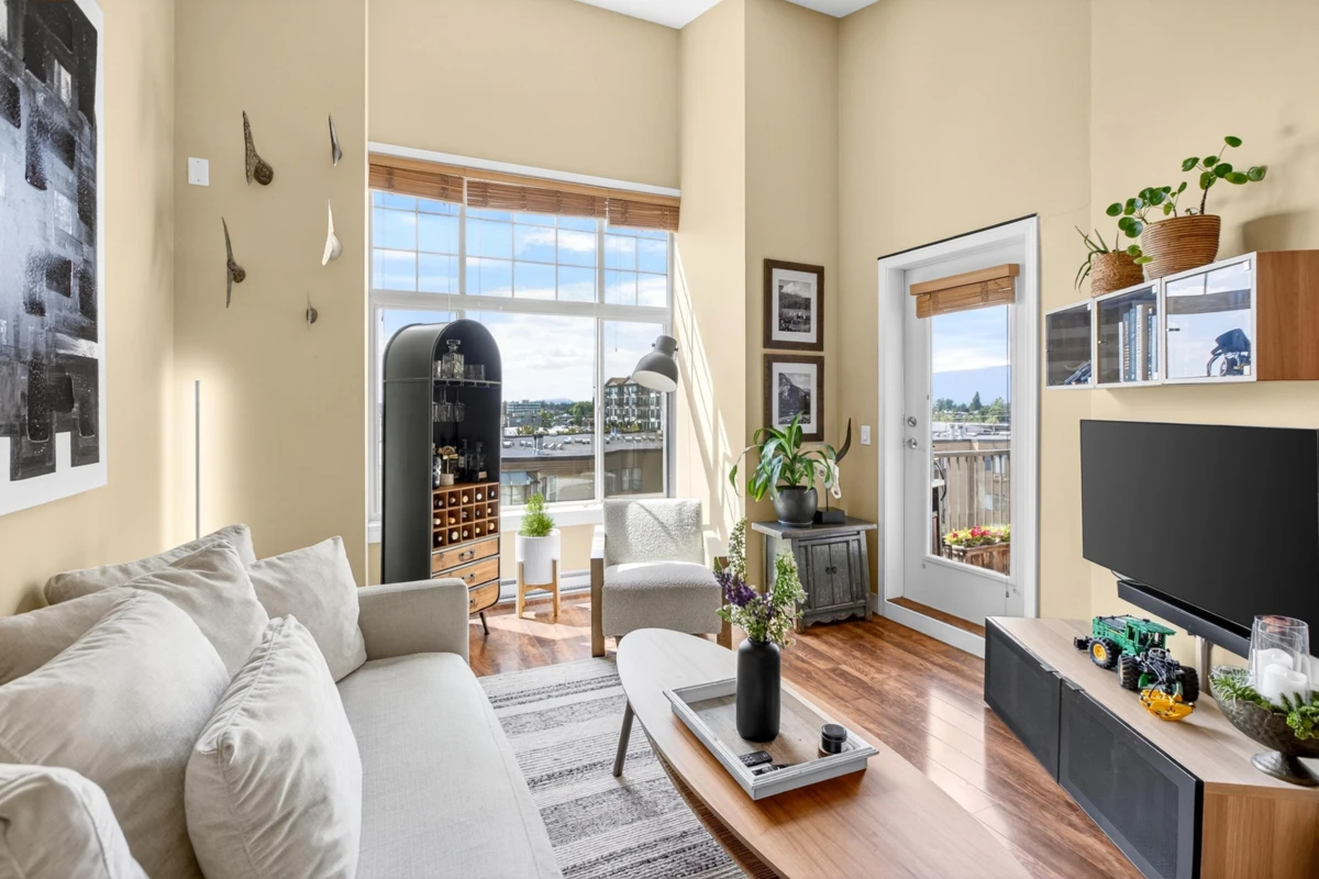 Living Room Photo of 410 11887 Burnett Street, Maple Ridge, BC