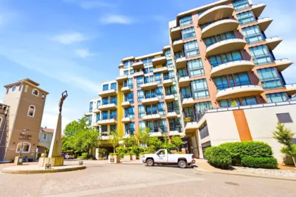 Fitness Center Photo Near 114 8 Renaissance Square, New Westminster, BC
