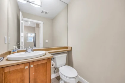 Primary Bathroom Photo of 157 7388 Macpherson Avenue, Burnaby, BC