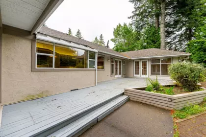 Backyard Photo of 13096 21a Avenue, Surrey, BC