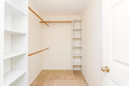 Basement Recreation Room Photo of 13096 21a Avenue, Surrey, BC