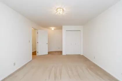 Mudroom Photo of 13096 21a Avenue, Surrey, BC