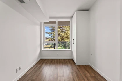 Guest Bathroom Photo of 307 13428 105 Avenue, Surrey, BC