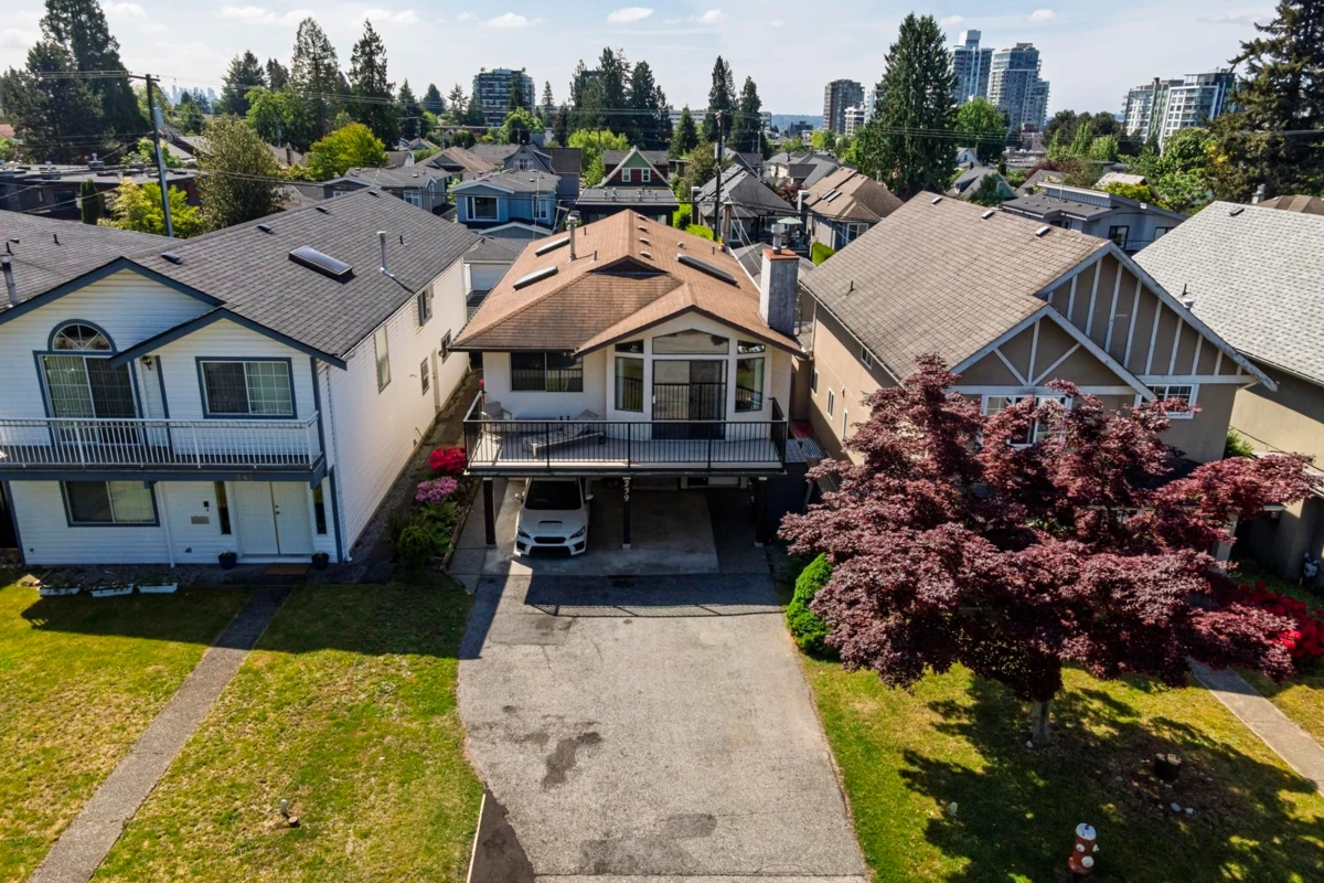 Exterior Rear Photo of 239 E 20th Street, North Vancouver, BC