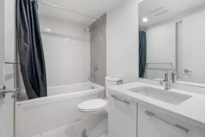 Powder Room Photo of 203 1150 Oxford Street, White Rock, BC