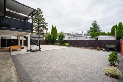 Garden / Landscaping Photo of 12623 90a Avenue, Surrey, BC