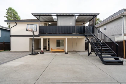 Hot Tub / Spa Photo of 12623 90a Avenue, Surrey, BC