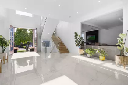 Breakfast Nook Photo of 10936 128a Street, Surrey, BC