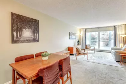 Kitchen Photo of 206 1473 Blackwood Street, White Rock, BC