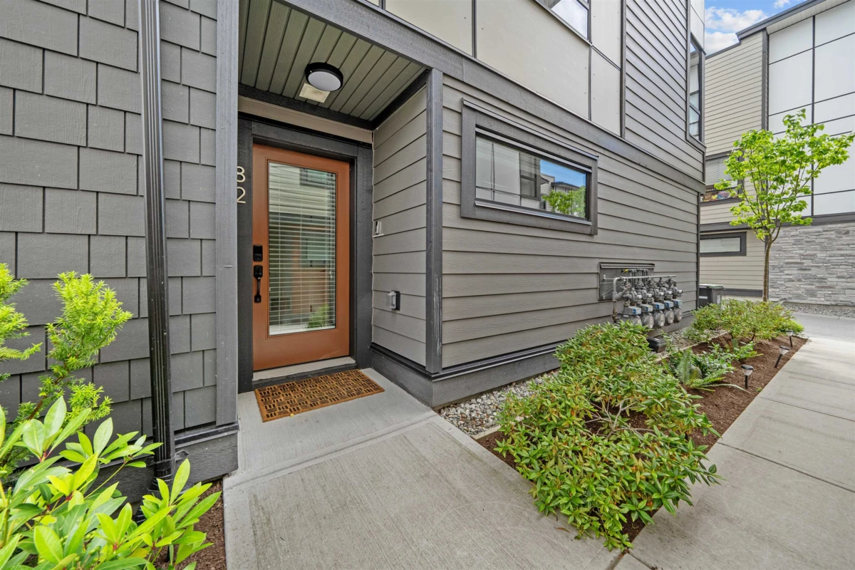 Exterior Rear Photo of 82 20150 81 Avenue, Langley, BC