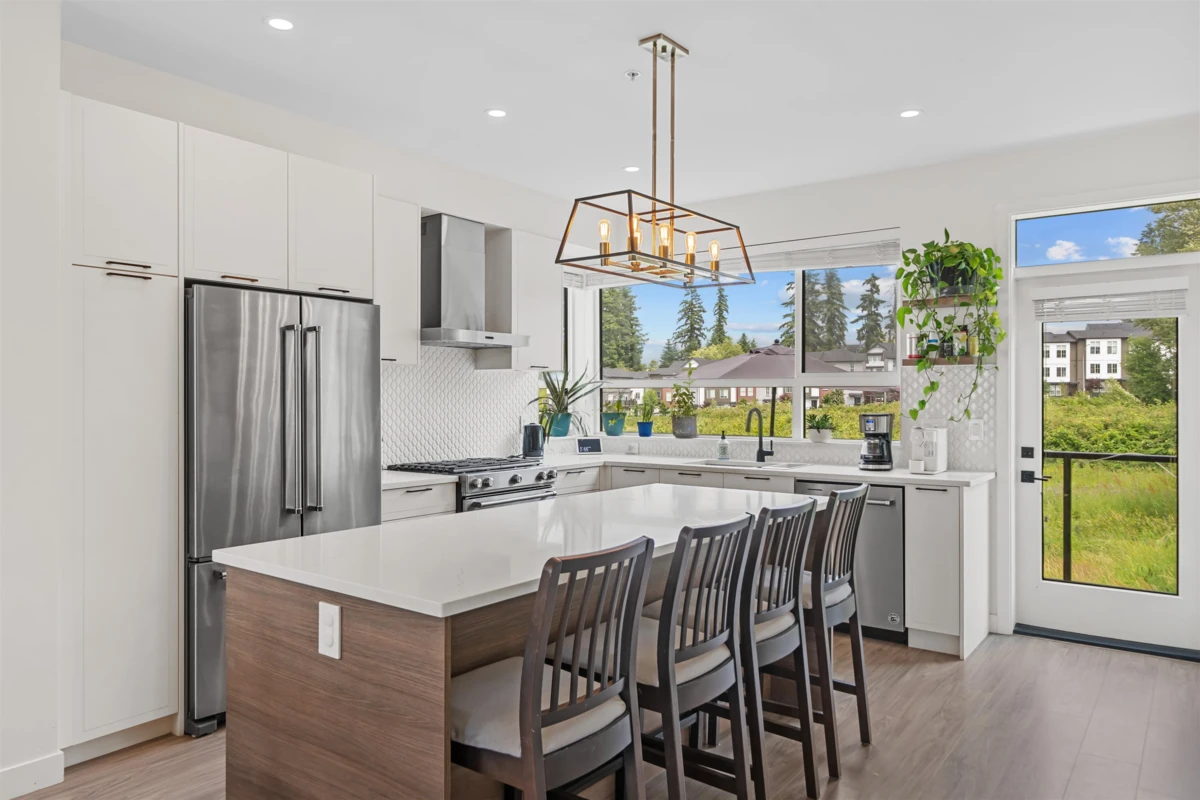 Family Room Photo of 82 20150 81 Avenue, Langley, BC