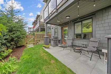 Swimming Pool Photo of 82 20150 81 Avenue, Langley, BC