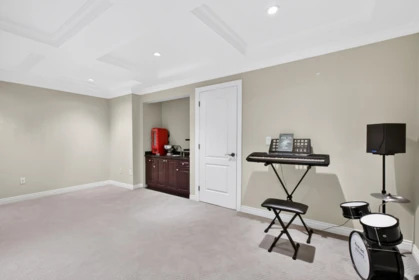 Staircase Photo of 21291 122b Avenue, Maple Ridge, BC