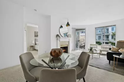 Breakfast Nook Photo of 409 360 E 36 Avenue, Vancouver, BC