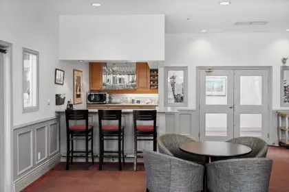 Hallway Photo of 409 360 E 36 Avenue, Vancouver, BC
